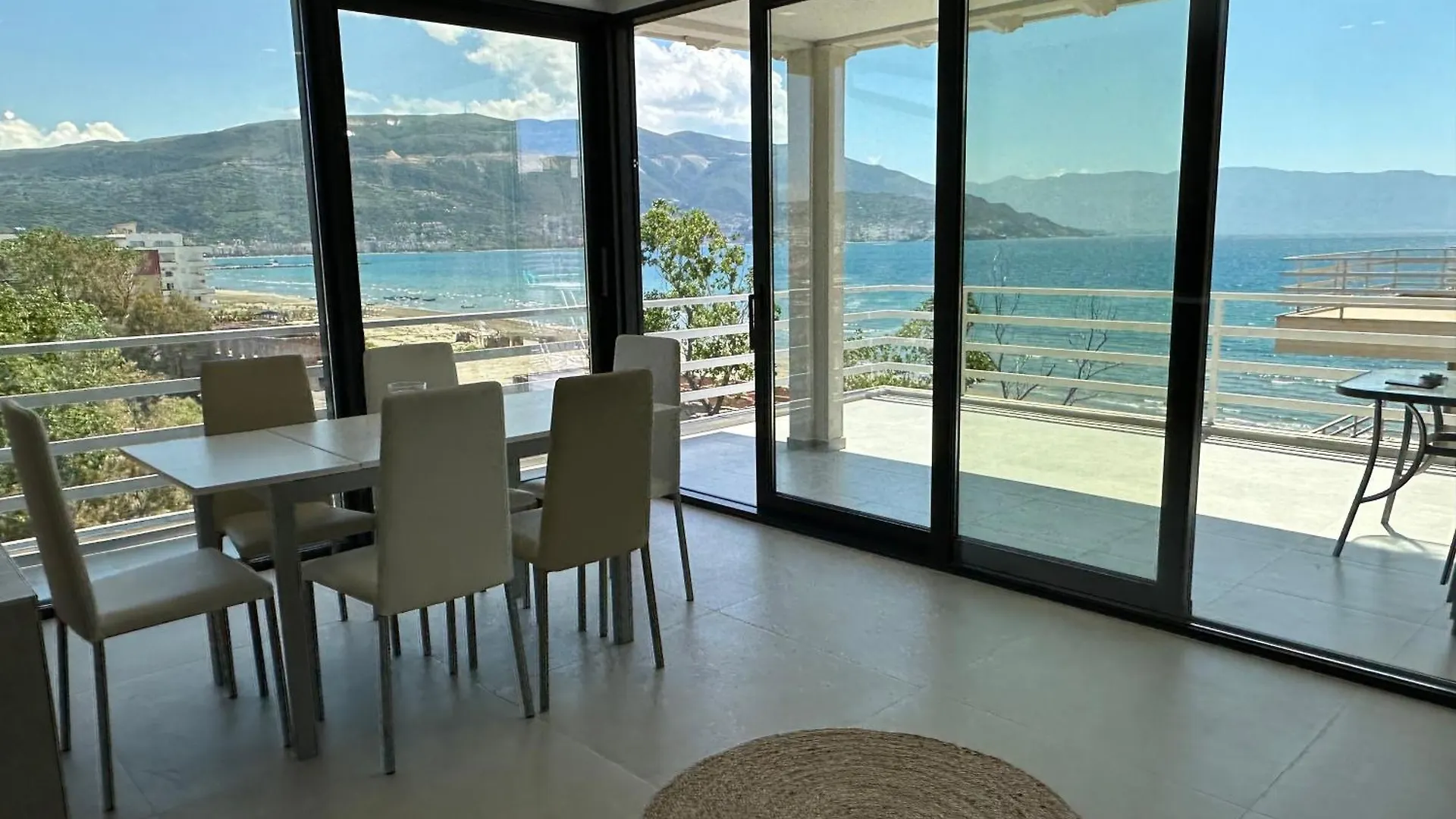 Best View Apartment Vlorë