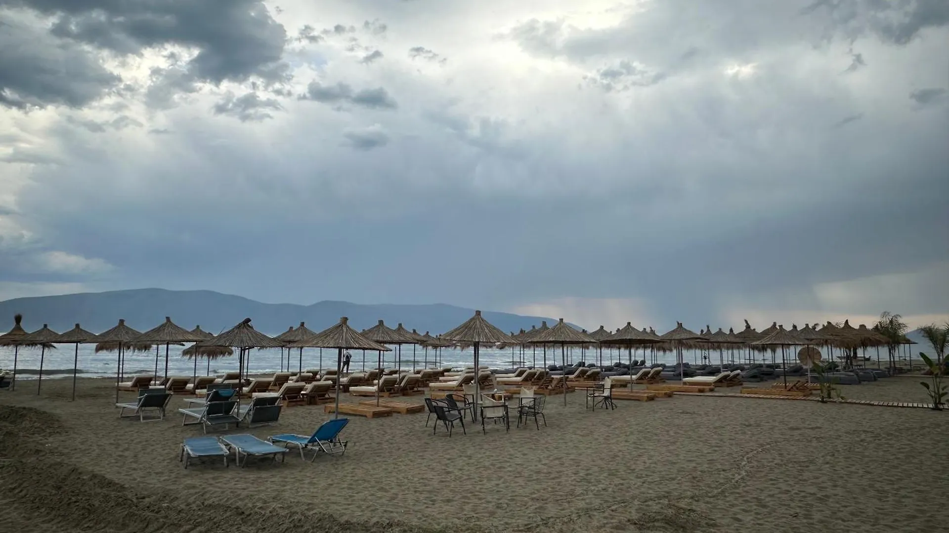 Best View Apartment Vlorë 0*,