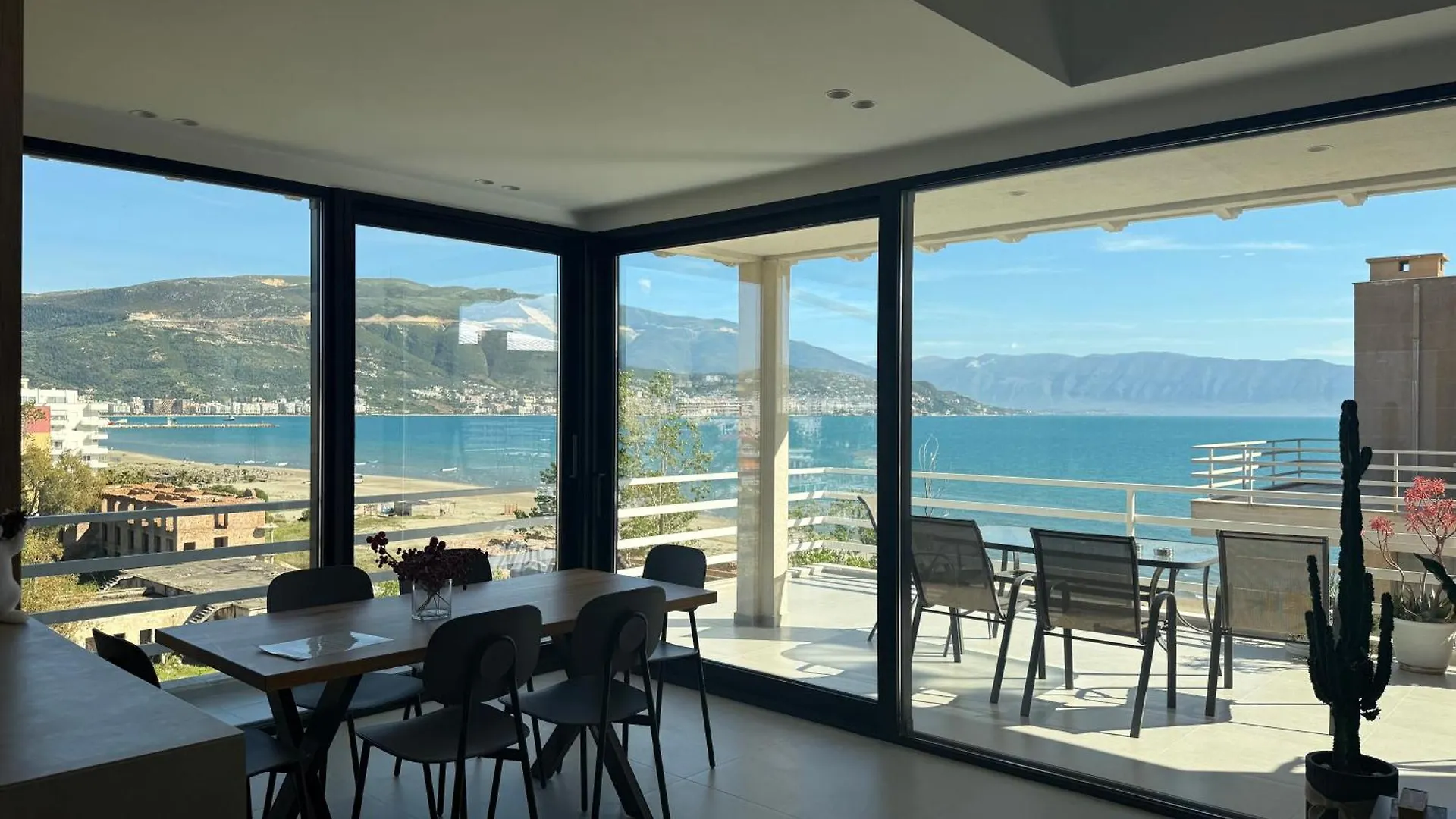 Best View Apartment Vlorë